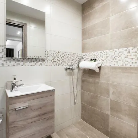 Valaoritou Rodamanthi